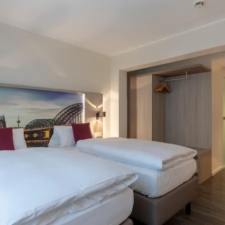CityClass Hotel Caprice am Dom - Superior-3